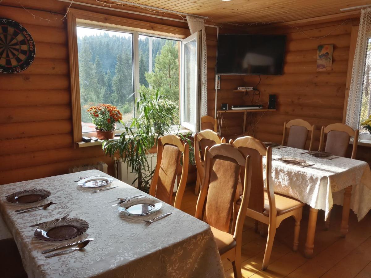 Мала Одеса Hotel Yablunytsya Exterior photo