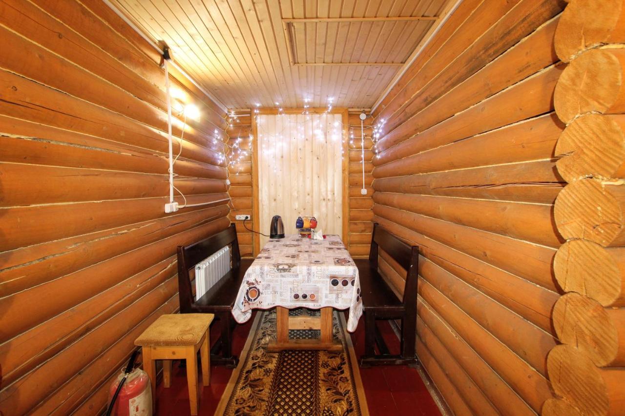 Мала Одеса Hotel Yablunytsya Exterior photo